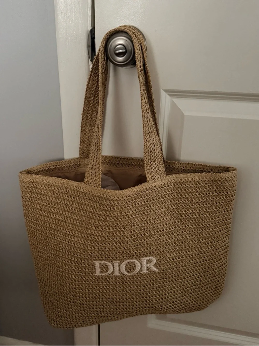 Dior Beauty Natural Raffia Tote with White Logo NWOT - Picture 2 of 5